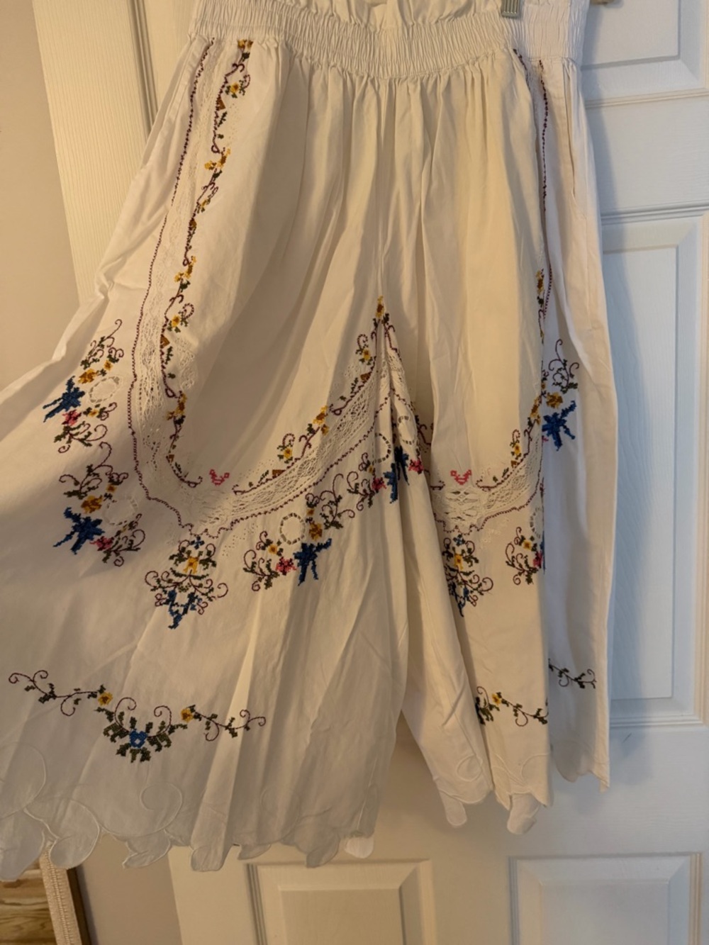 White Embroidered Boho culottes - Picture 2 of 5